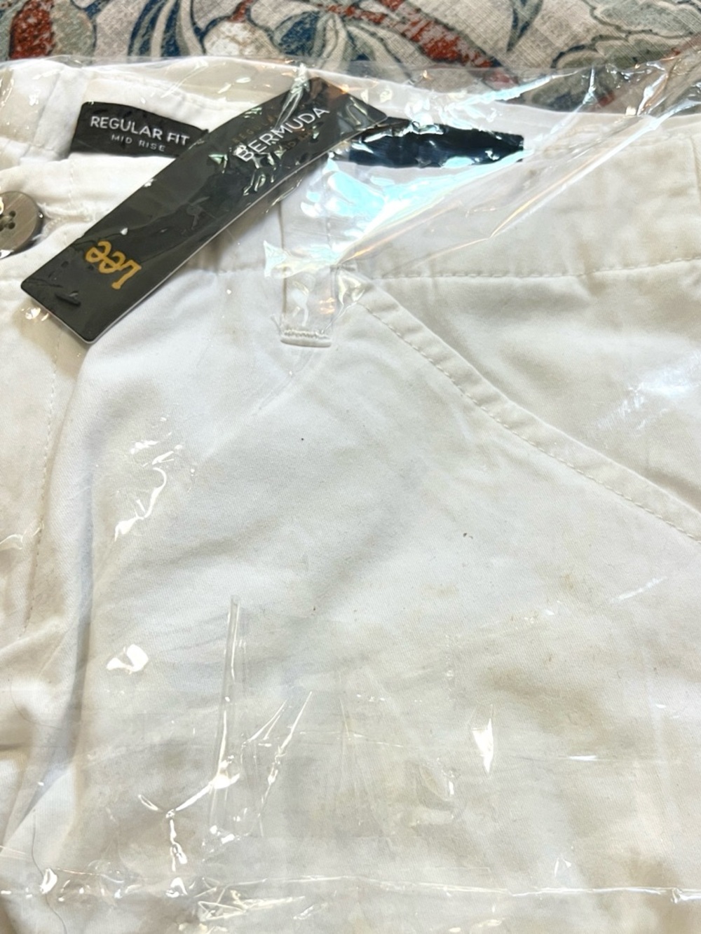 NWT,Lee,Bermuda Jean Shorts, 9” Inseam, Classic Fit, Vacation,Casual size 8 - Picture 4 of 5